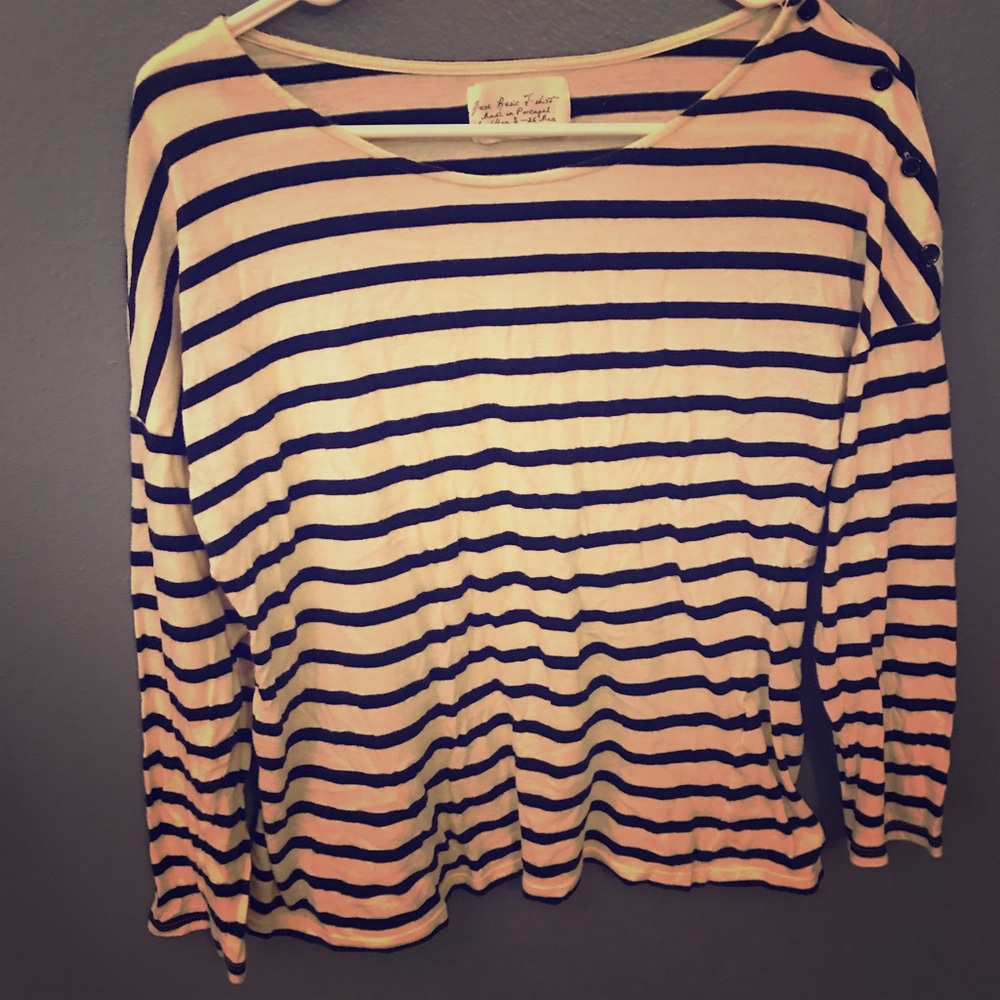 Classic Wide-Neck Striped Shirt with button detail